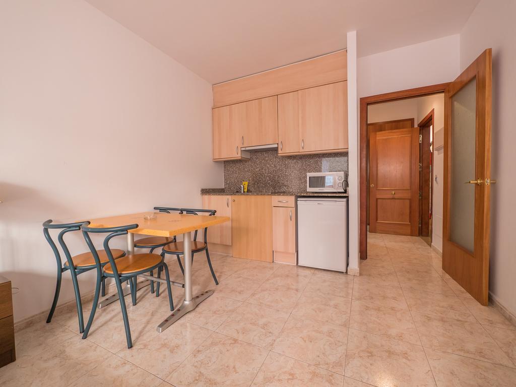 Apartaments Ar Easy Santa Anna II يوريت دي مار المظهر الخارجي الصورة