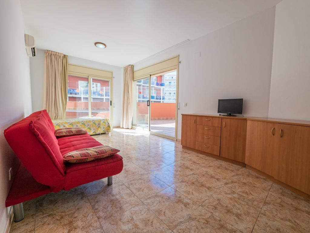 Apartaments Ar Easy Santa Anna II يوريت دي مار المظهر الخارجي الصورة