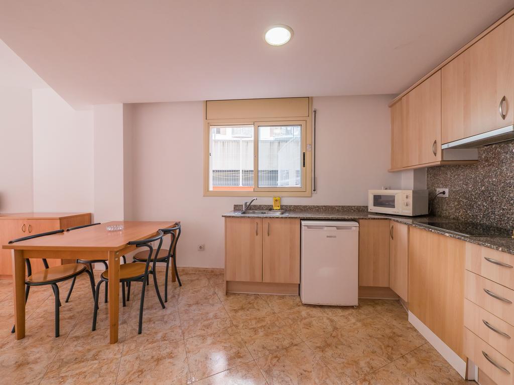 Apartaments Ar Easy Santa Anna II يوريت دي مار المظهر الخارجي الصورة