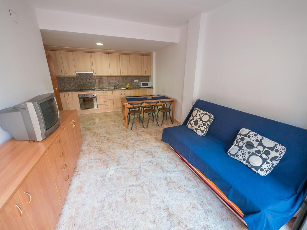 Apartaments Ar Easy Santa Anna II يوريت دي مار المظهر الخارجي الصورة