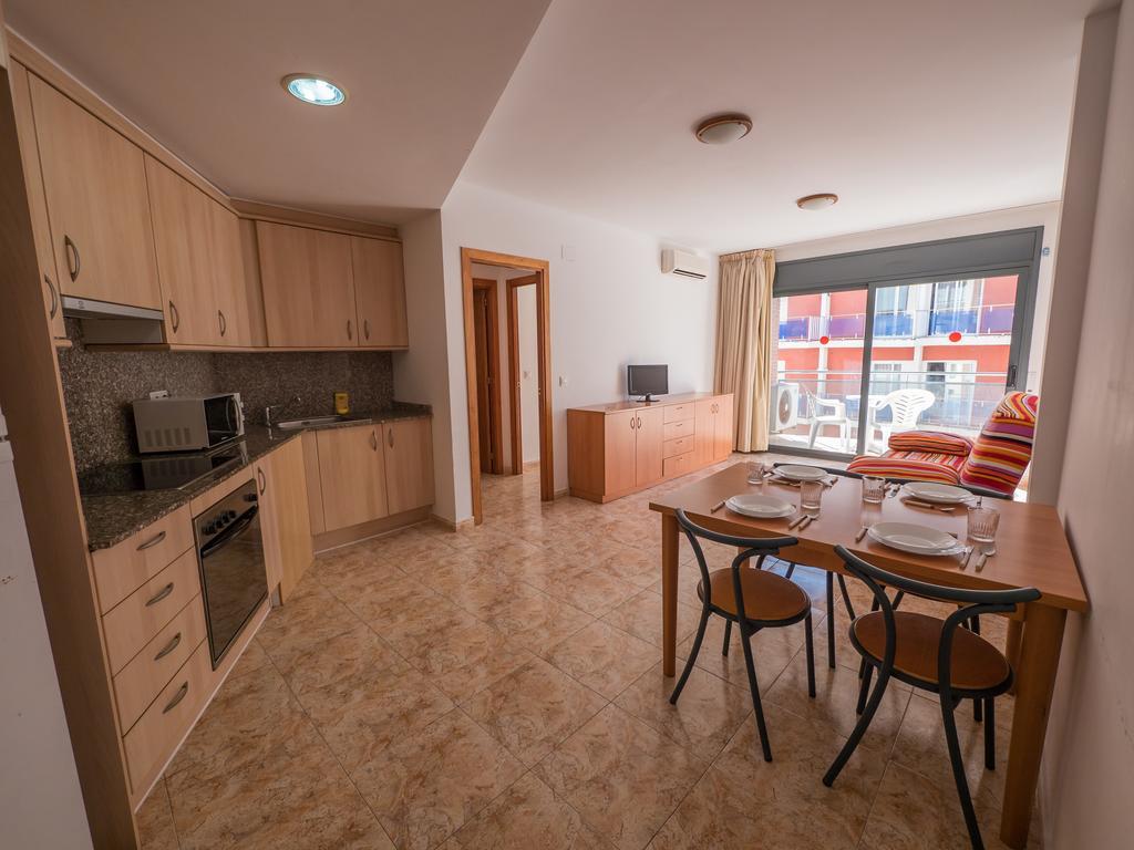 Apartaments Ar Easy Santa Anna II يوريت دي مار المظهر الخارجي الصورة