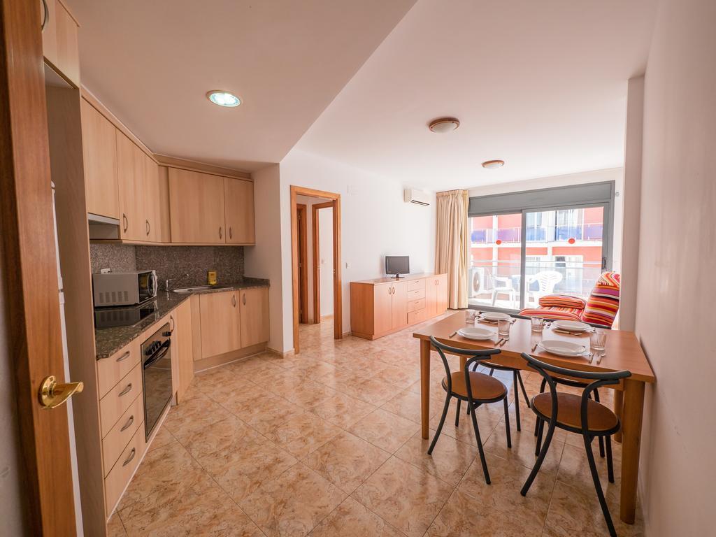 Apartaments Ar Easy Santa Anna II يوريت دي مار المظهر الخارجي الصورة