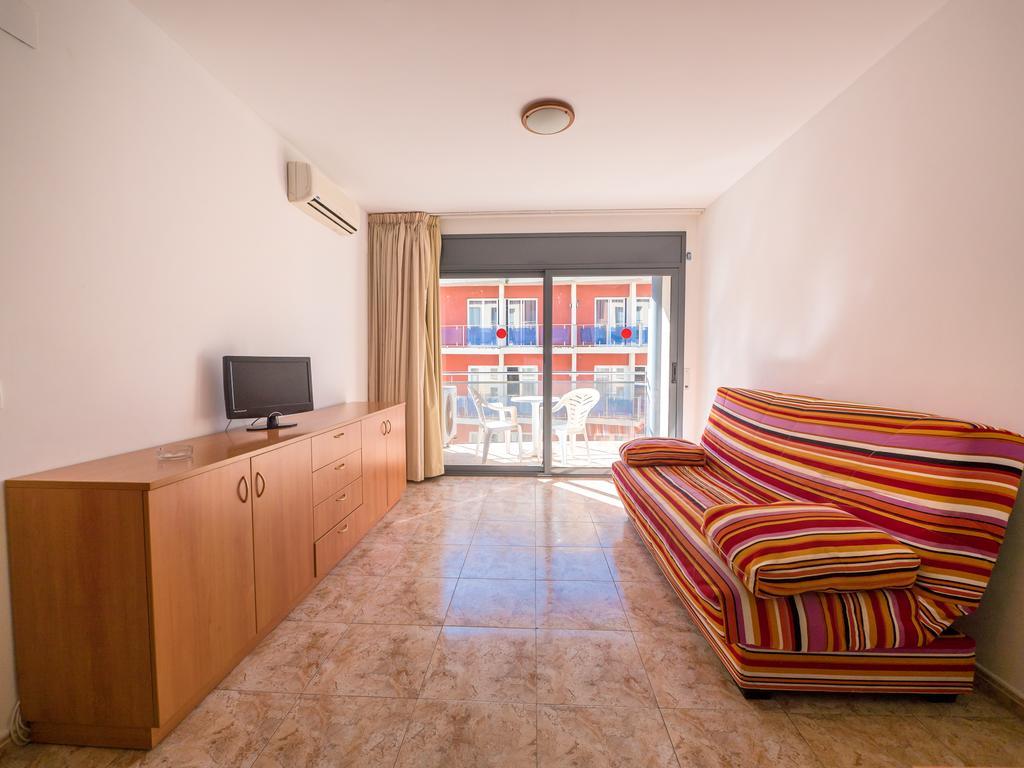 Apartaments Ar Easy Santa Anna II يوريت دي مار المظهر الخارجي الصورة